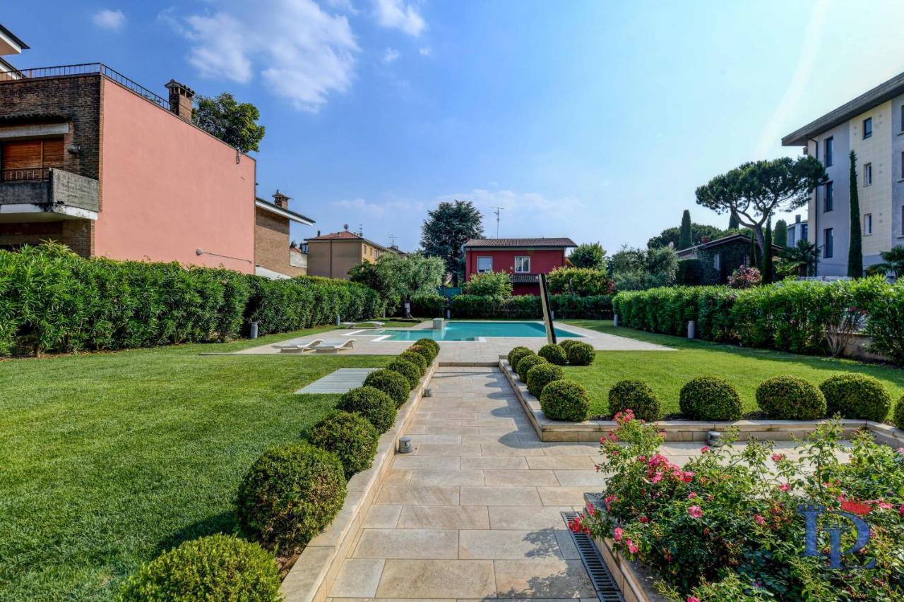 Desenzanoloft Official Partner Marriott Homes & Villas - Oscar Luxury Suite Desenzano del Garda Eksteriør bilde