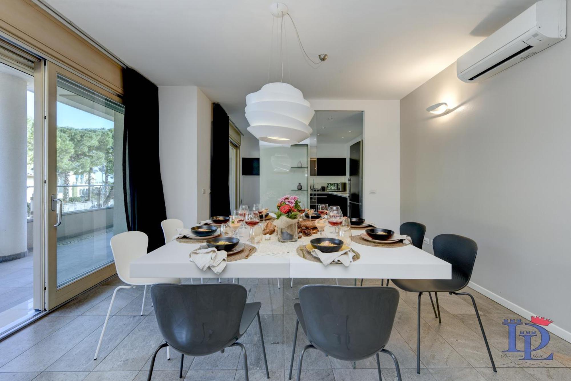 Desenzanoloft Official Partner Marriott Homes & Villas - Oscar Luxury Suite Desenzano del Garda Eksteriør bilde